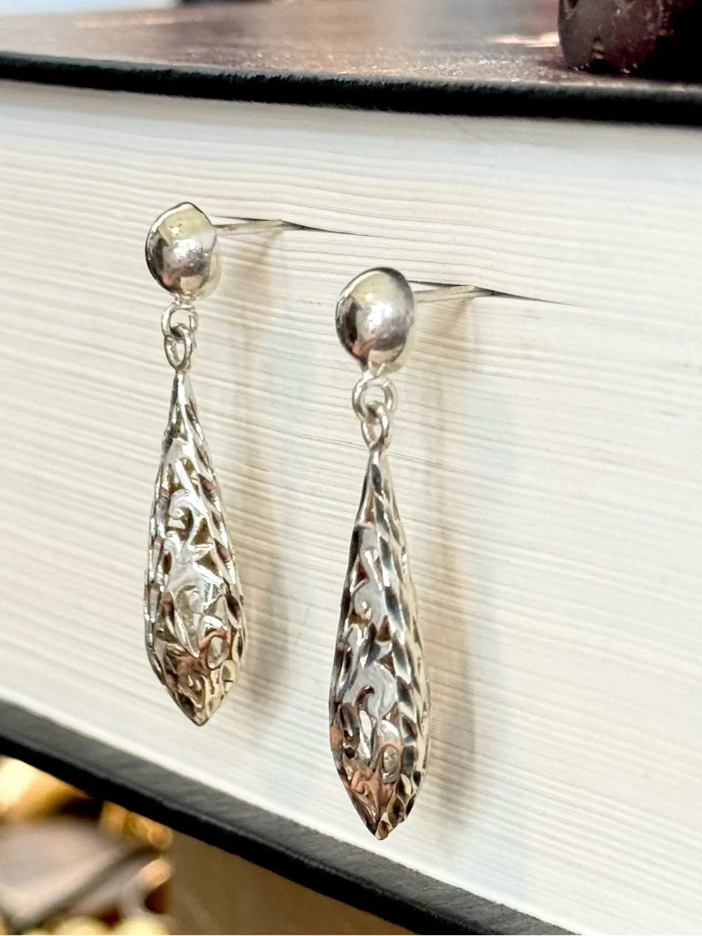 Vintage Sterling Silver Puffed Filigree Teardrop Earrings GI 925
